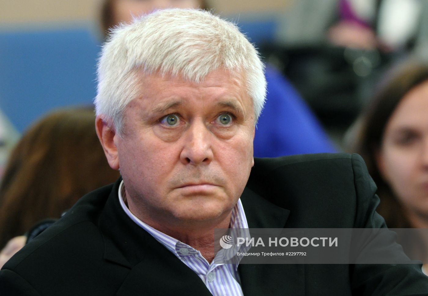 П/к, посвященная завершению работы над кинолентой "Трудно быть Богом"