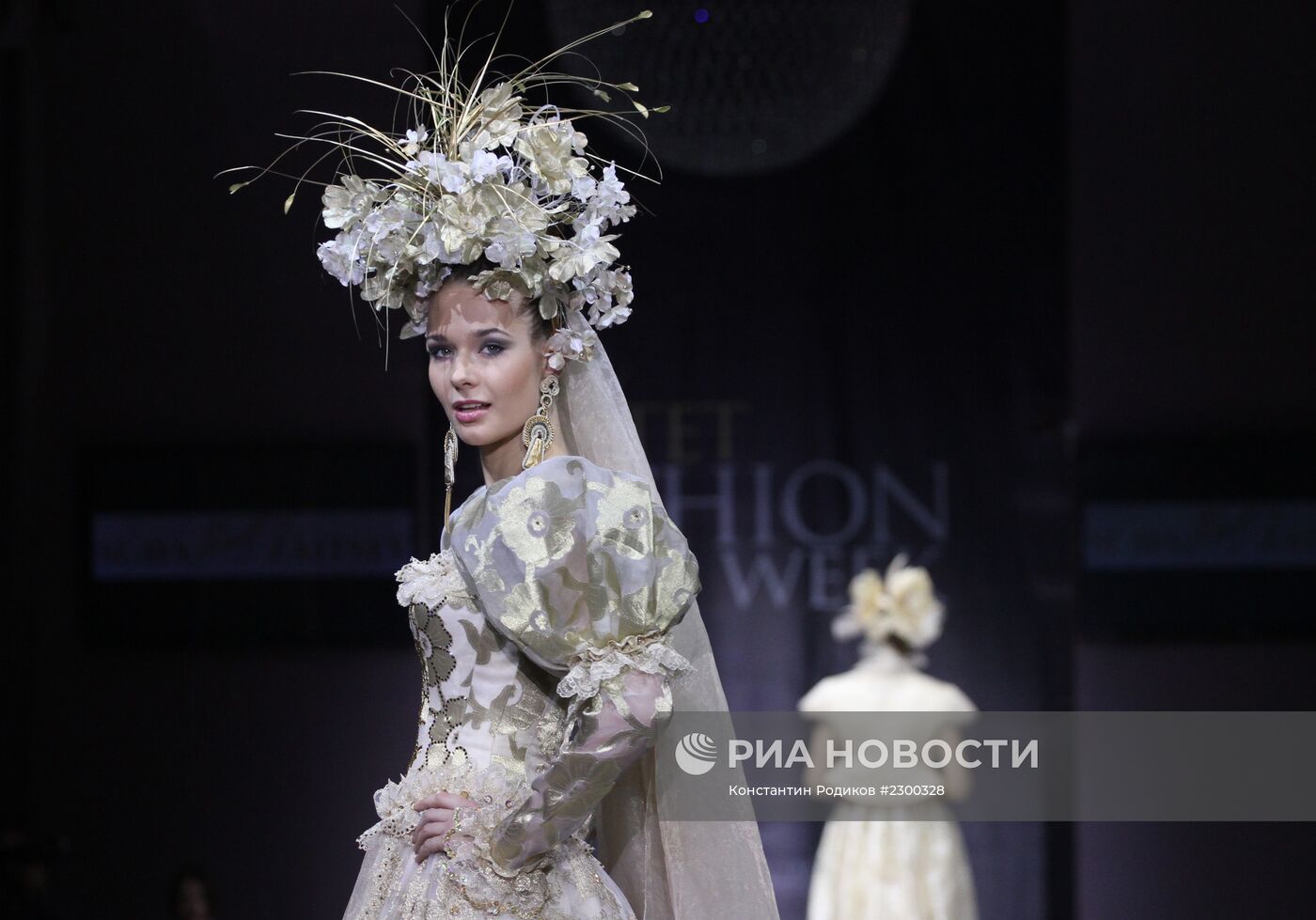 Показ Вячеслава Зайцева в рамках Estet Fashion Week