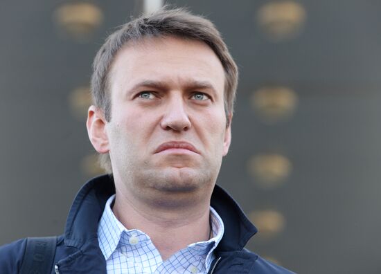 Рассмотрение жалобы А.Навального по "делу Ив Роше" в Мосгорсуде