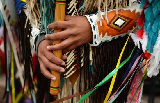Индейские музыканты из Эквадора в Великом Новгороде