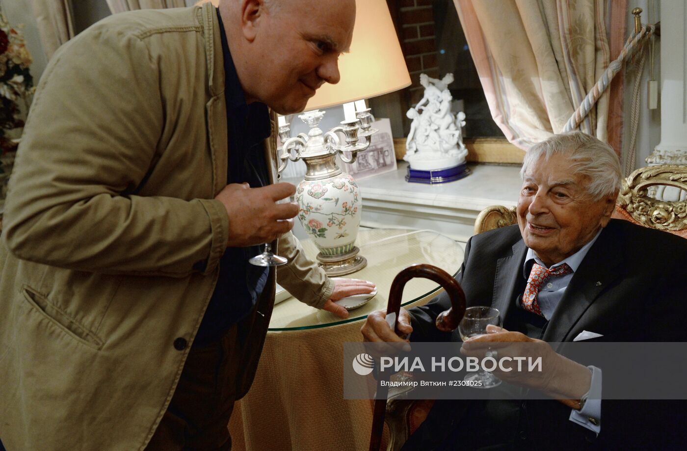 Награждение Орденом Почетного легиона В.Шадрина