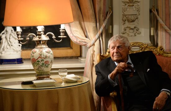 Награждение Орденом Почетного легиона В.Шадрина