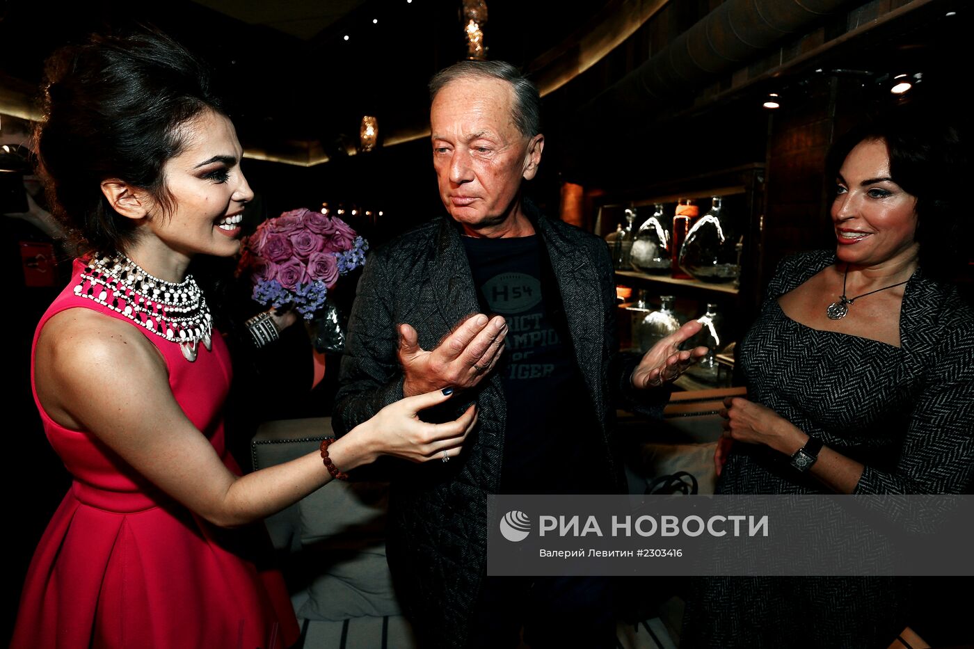 Премьера клипа Сати Казановой на песню "Дура"