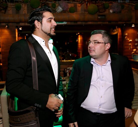 Премьера клипа Сати Казановой на песню "Дура"