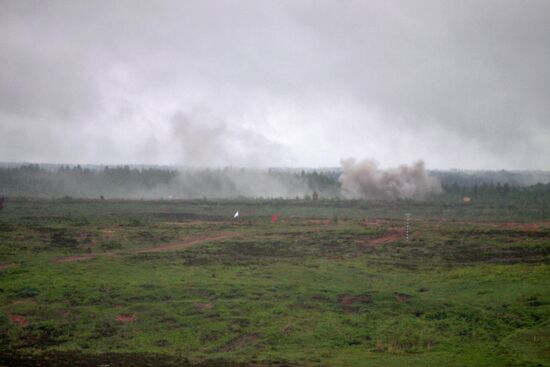 На военном полигоне в Псковской области прогремел взрыв