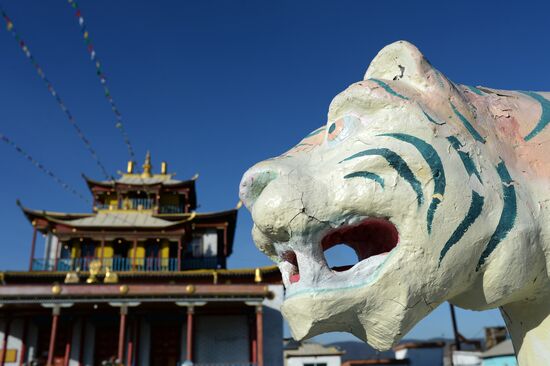 Буддийский монастырский комплекс Иволгинский дацан в Бурятии