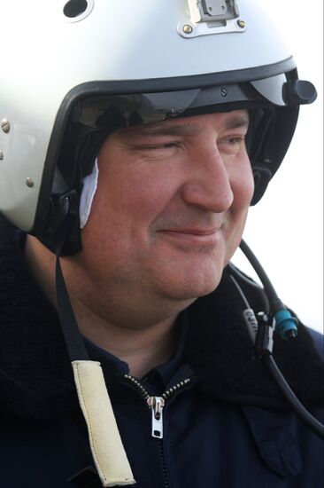 Д.Рогозин посетил Иркутский авиационный завод