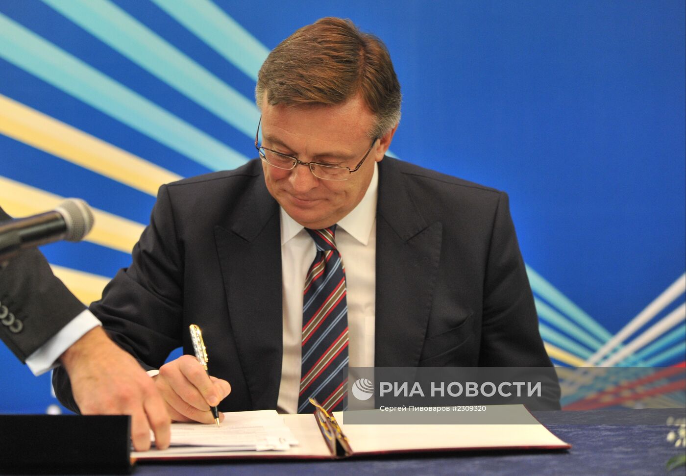 Встреча глав МИД России и Украины С.Лаврова и Л.Кожары