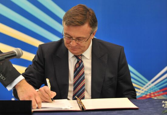 Встреча глав МИД России и Украины С.Лаврова и Л.Кожары