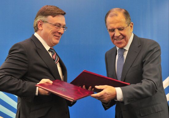 Встреча глав МИД России и Украины С.Лаврова и Л.Кожары