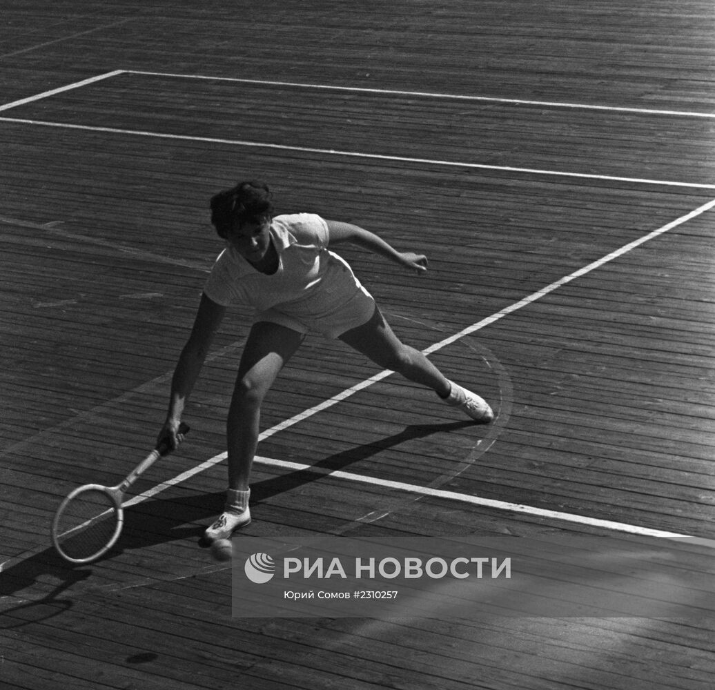 Теннисистка Галина Бакшеева
