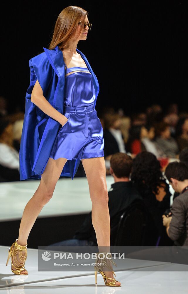 Открытие недели моды в Гостином дворе