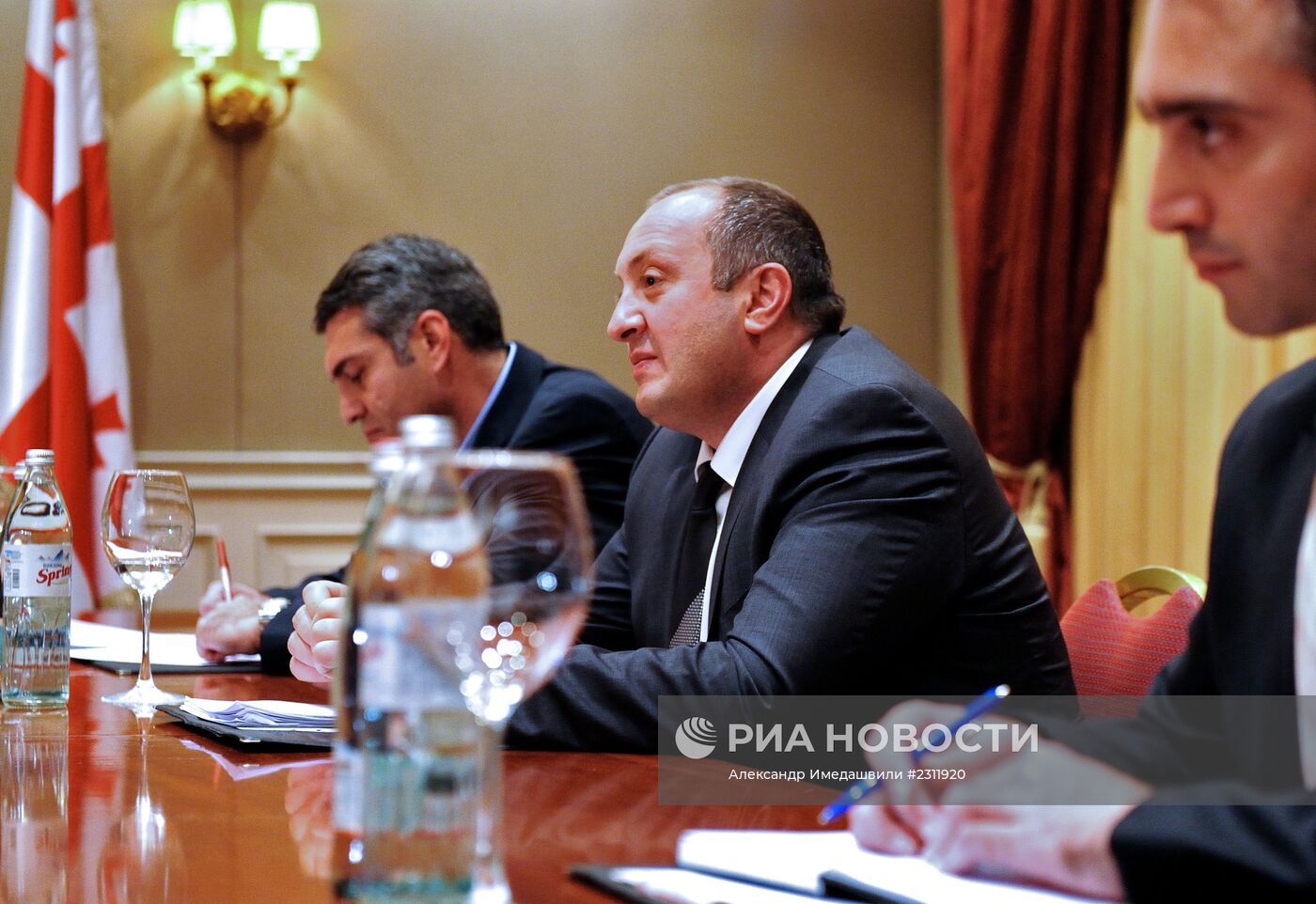 Георгий Маргвелашвили принимает поздравления представителей зарубежных государств