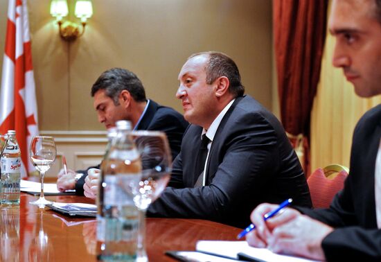 Георгий Маргвелашвили принимает поздравления представителей зарубежных государств
