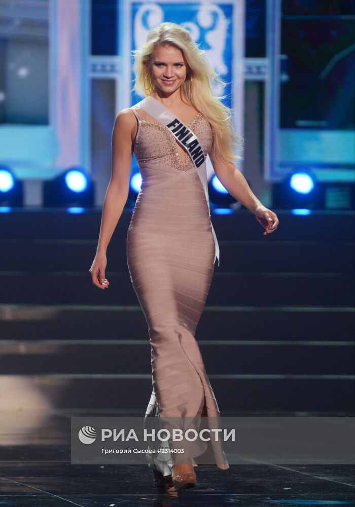 Репетиция полуфинала конкурса "Мисс Вселенная – 2013"