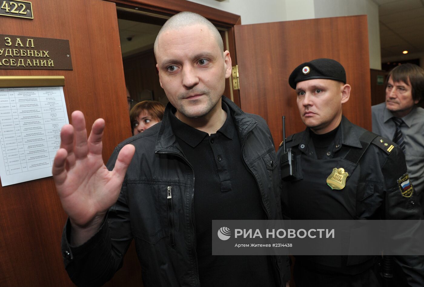 Мосгорсуд продлил срок домашнего ареста Сергея Удальцова