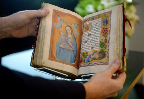 Показ произведений искусства аукционного дома Christie's