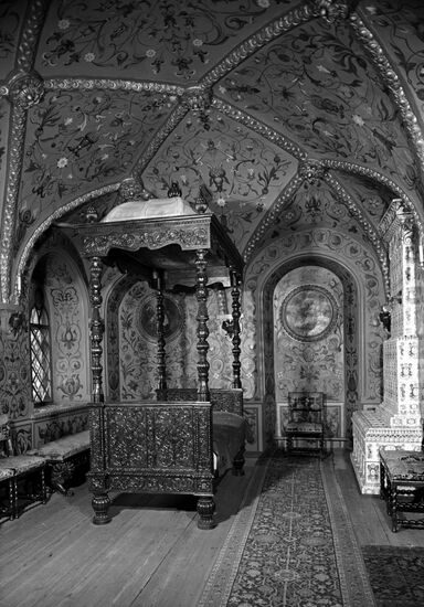 Опочивальня в Теремном дворце Московского Кремля