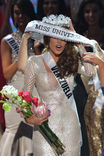 Финальное шоу конкурса "Мисс Вселенная 2013"