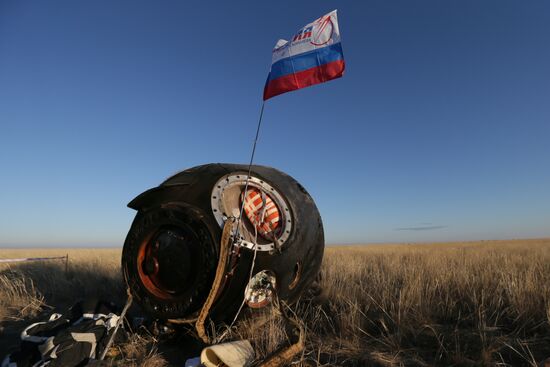 Спуск с МКС капсулы с Олимпийским факелом