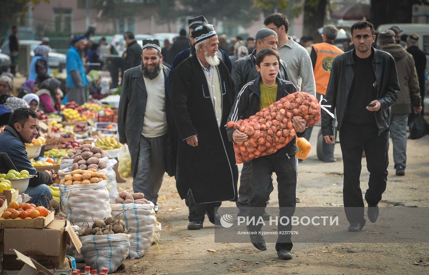 Зеленый рынок в Душанбе