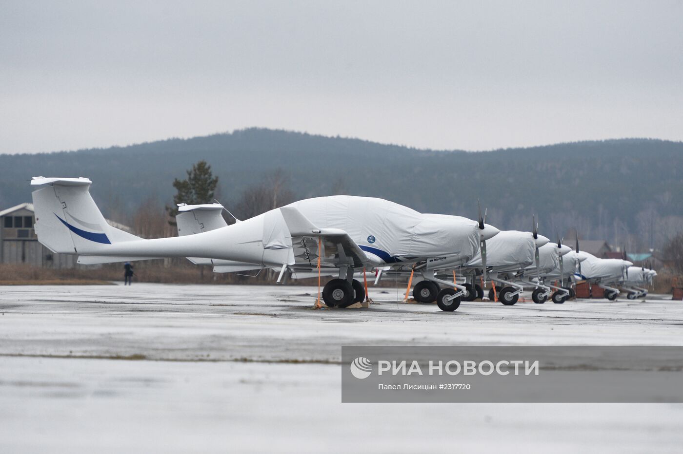 Презентация нового самолета Diamond на Уральском заводе гражданской авиации