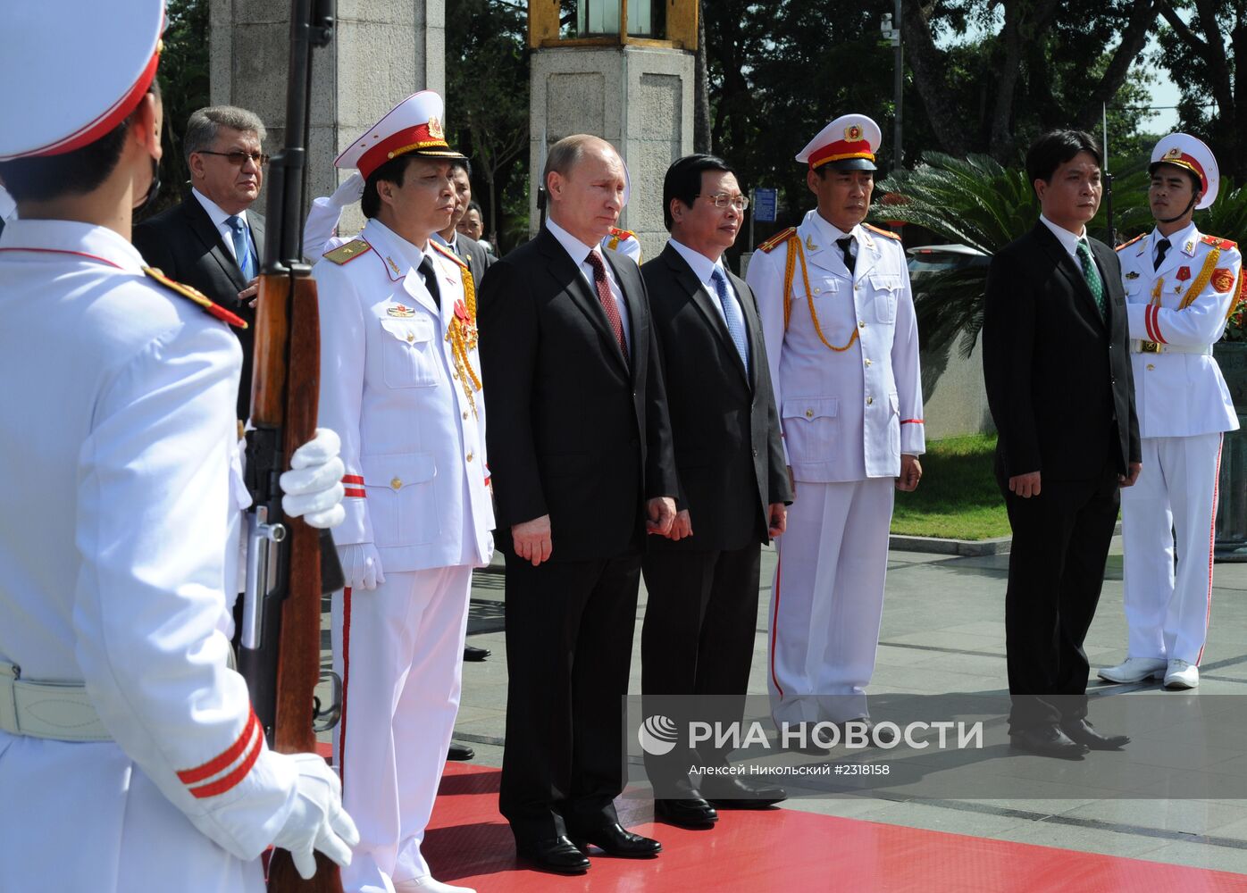 Официальный визит В.Путина во Вьетнам