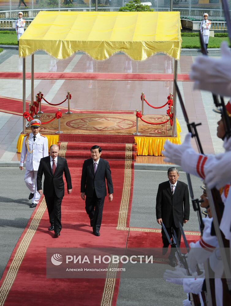 Официальный визит В.Путина во Вьетнам