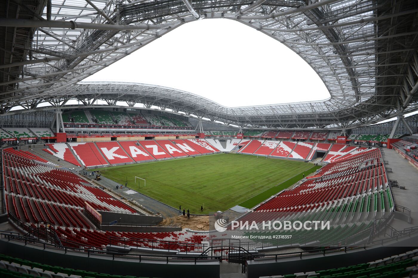 На стадионе "Казань-Арена" завершили укладку газона