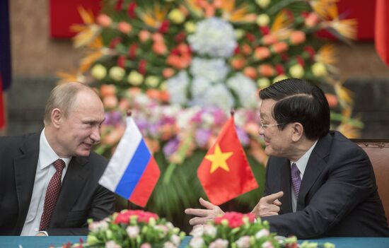 Официальный визит В.Путина во Вьетнам