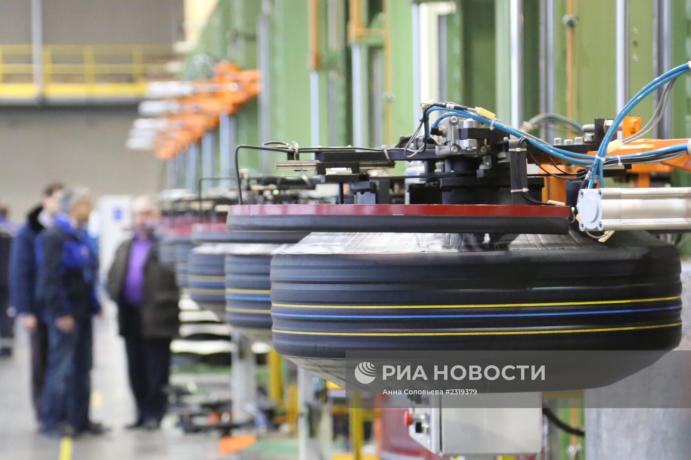 Производство грузовых шин на Ярославском шинном заводе