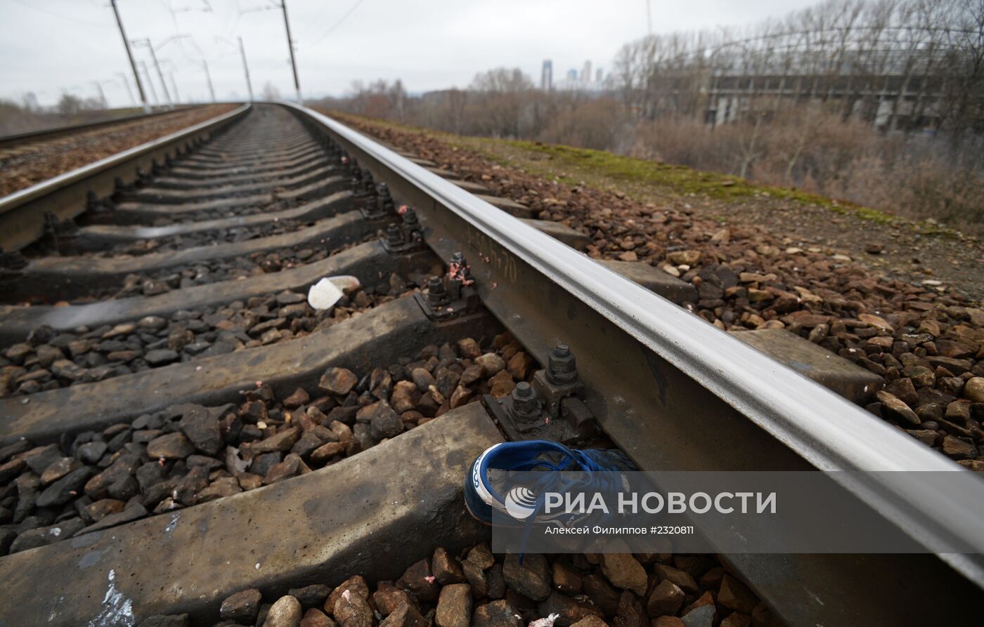 Электропоезд сбил людей на северо-западе Москвы