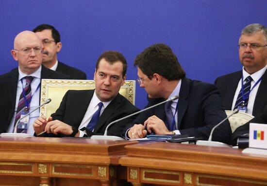 Д.Медведев примает участие в заседании Совета глав правительств СНГ