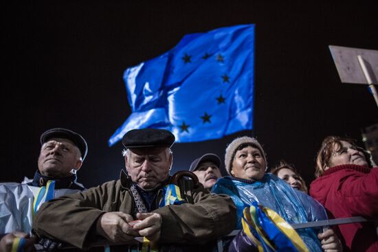 Митинг сторонников евроинтеграции Украины в Киеве