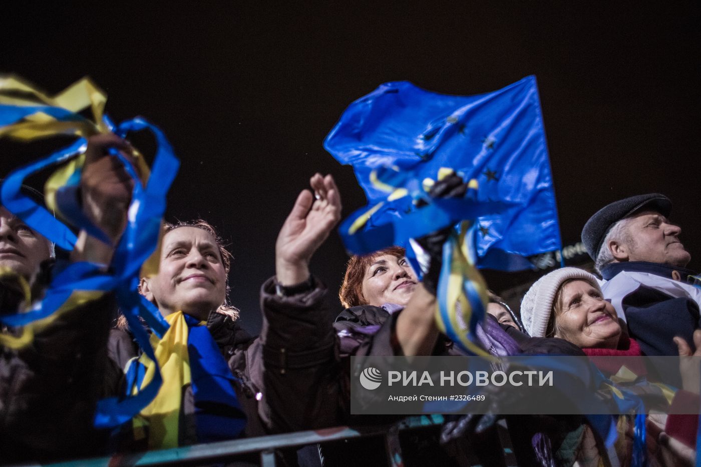 Митинг сторонников евроинтеграции Украины в Киеве