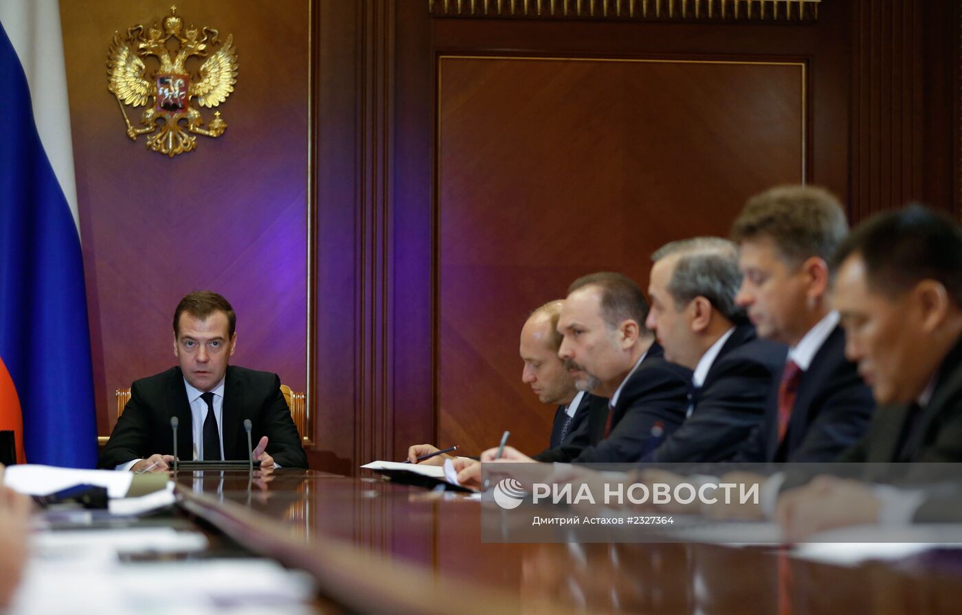 Д.Медведев проводит совещание по подготовке энергетики к зимнему сезону