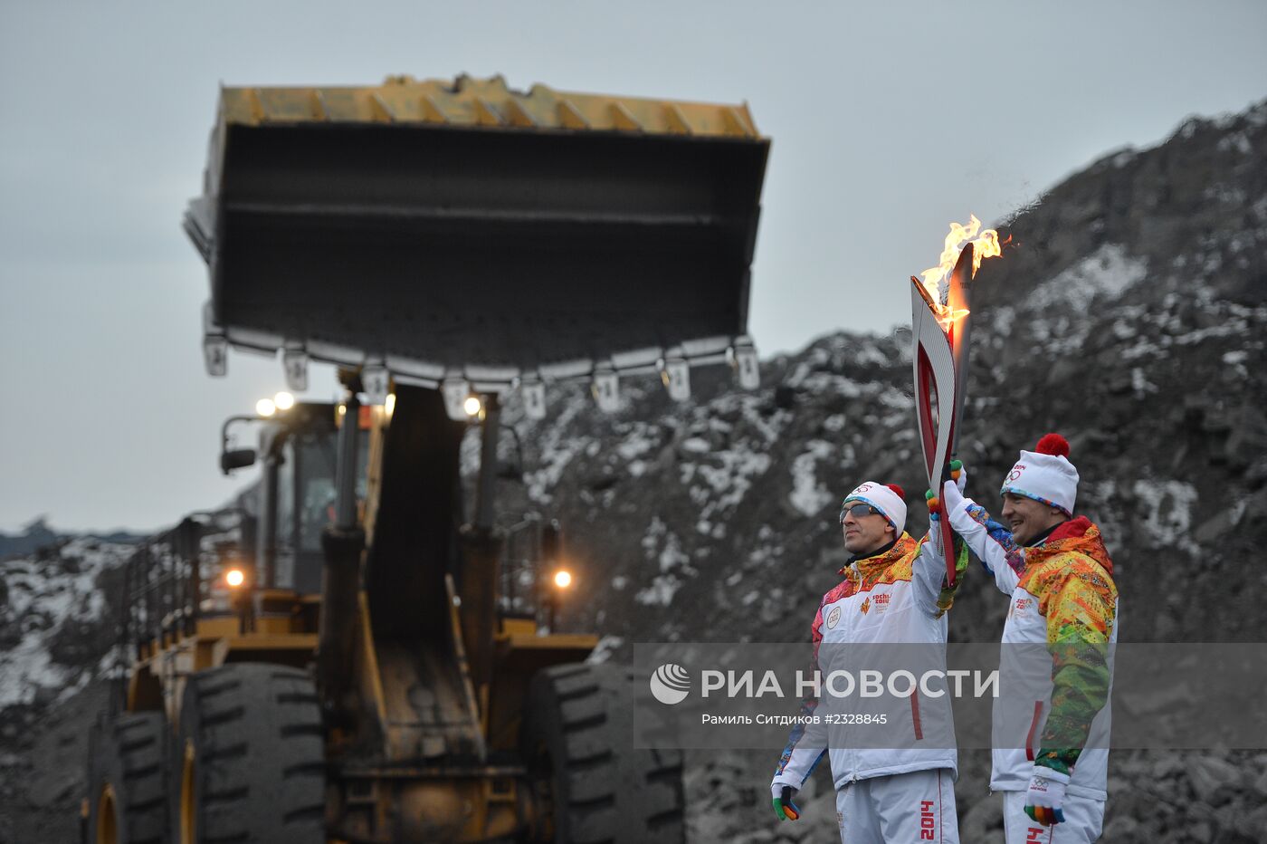 Эстафета Олимпийского огня. Кедровский угольный разрез