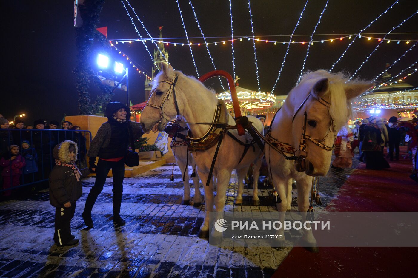 Открытие рождественской ярмарки на Красной площади