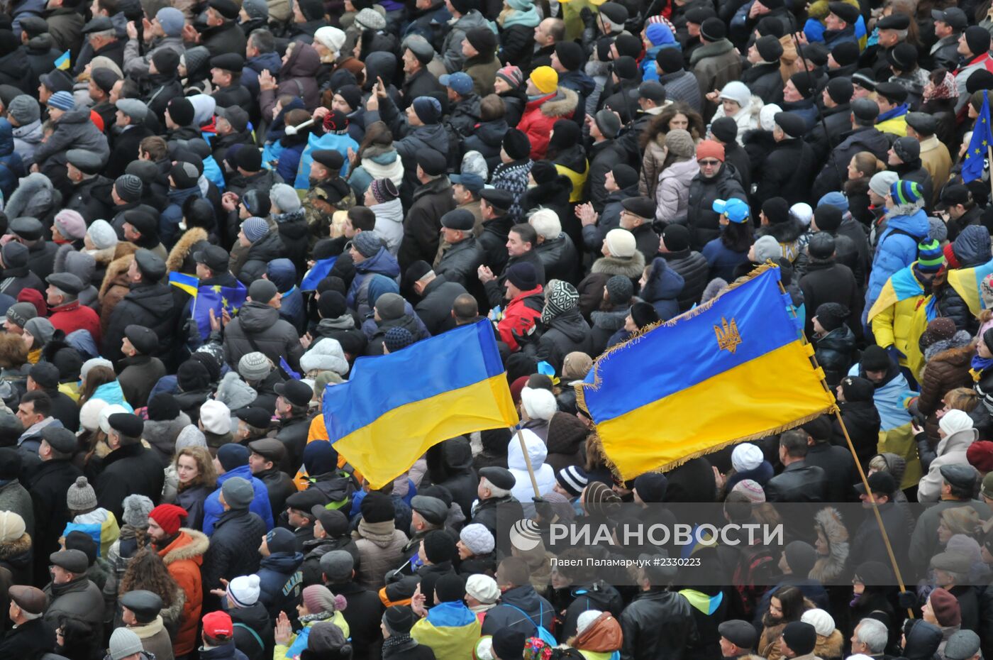 Митинг сторонников евроинтеграции во Львове