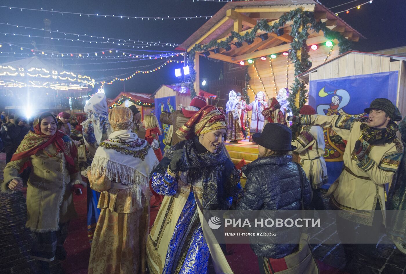Открытие рождественской ярмарки на Красной площади
