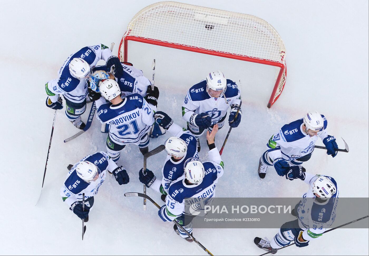 Хоккей. КХЛ. Матч "Торпедо" - "Динамо" (Москва)