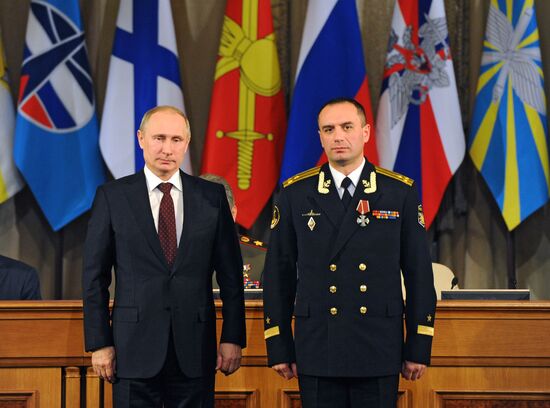 В.Путин принял участие в расширенном заседании коллегии Минобороны РФ