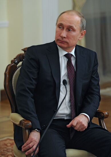 В.Путин провел встречу с российскими правозащитниками