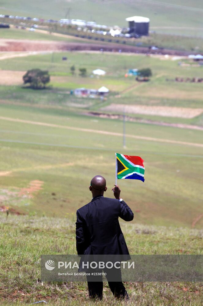 Похороны бывшего президента ЮАР Н.Манделы