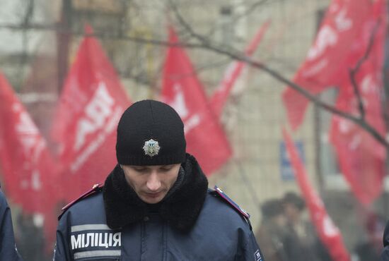 Лидеры трех оппозиционных партий передали свои требования генеральному прокурору Украины