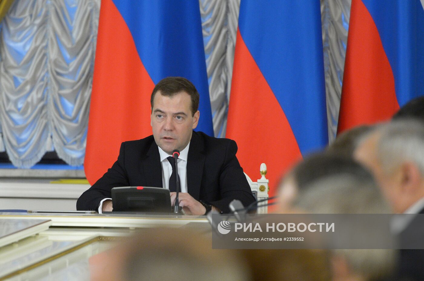 Д.Медведев провенл заседание правительственной комиссии по развитию СКФО