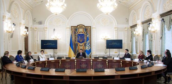 Виктор Янукович дал интервью представителям украинских СМИ