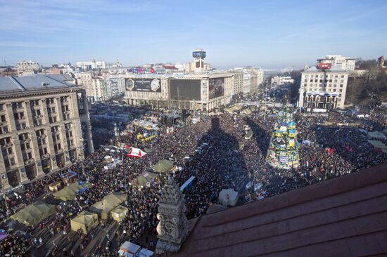 "Народное вече" на площади Независимости в Киеве
