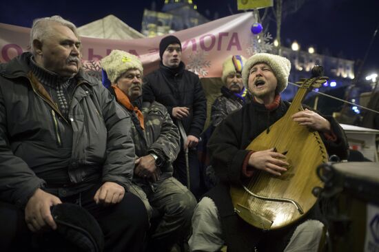 "Народное вече" на площади Независимости в Киеве