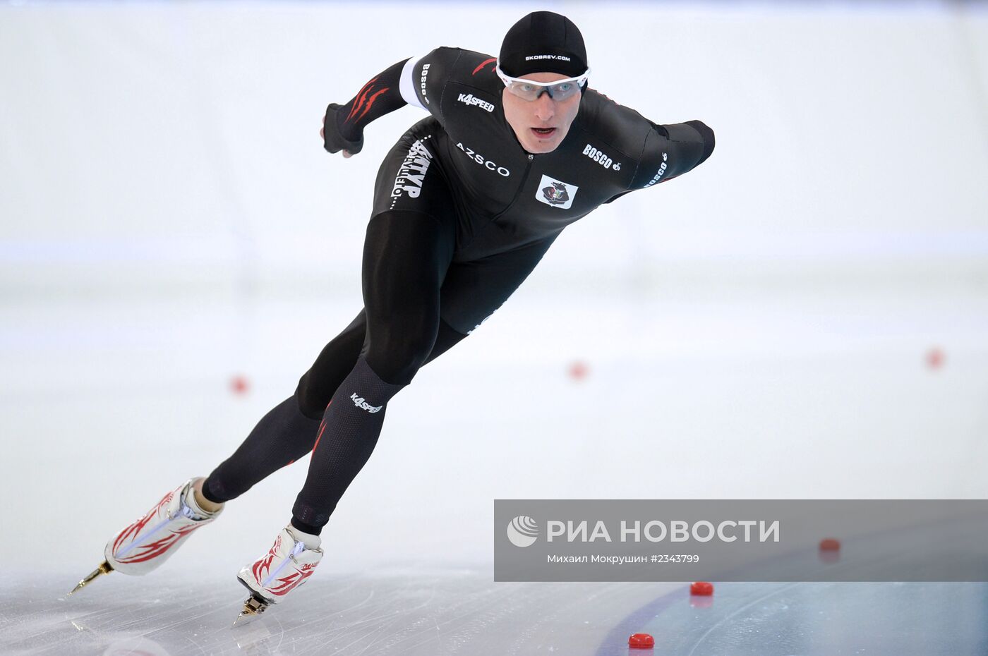 Конькобежный спорт. Чемпионат России. Второй день